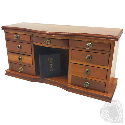 [Miniature book with a miniature desk] Miniature book, with desk